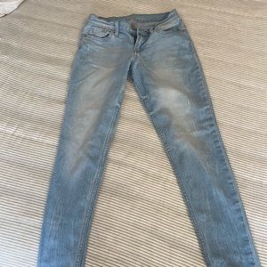 Old Navy Boyfriend Skinny Jeans